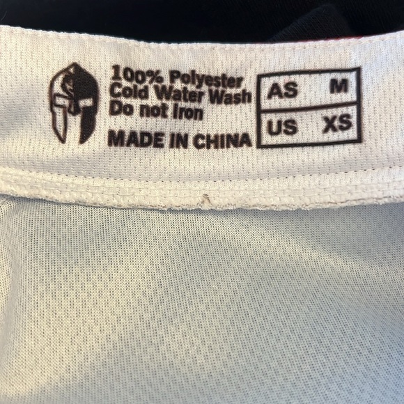 Paladin brand size XS zip closure cycling jacket with pockets - Picture 7 of 8